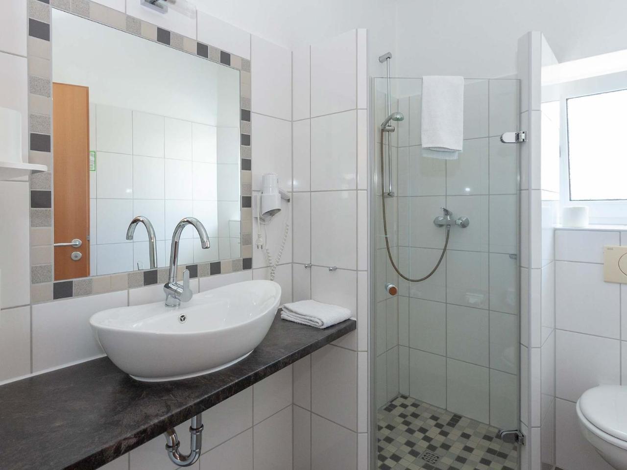 Hotel Herrlichkeit Dornum Janssen מראה חיצוני תמונה
